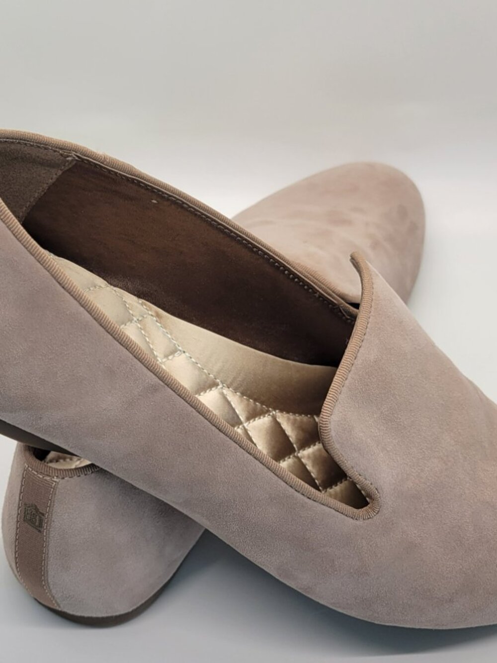 Birdies Starling Loafers Women 8.5 Latte Suede Smoking Slippers Comfort Flat Tan - Picture 11 of 15